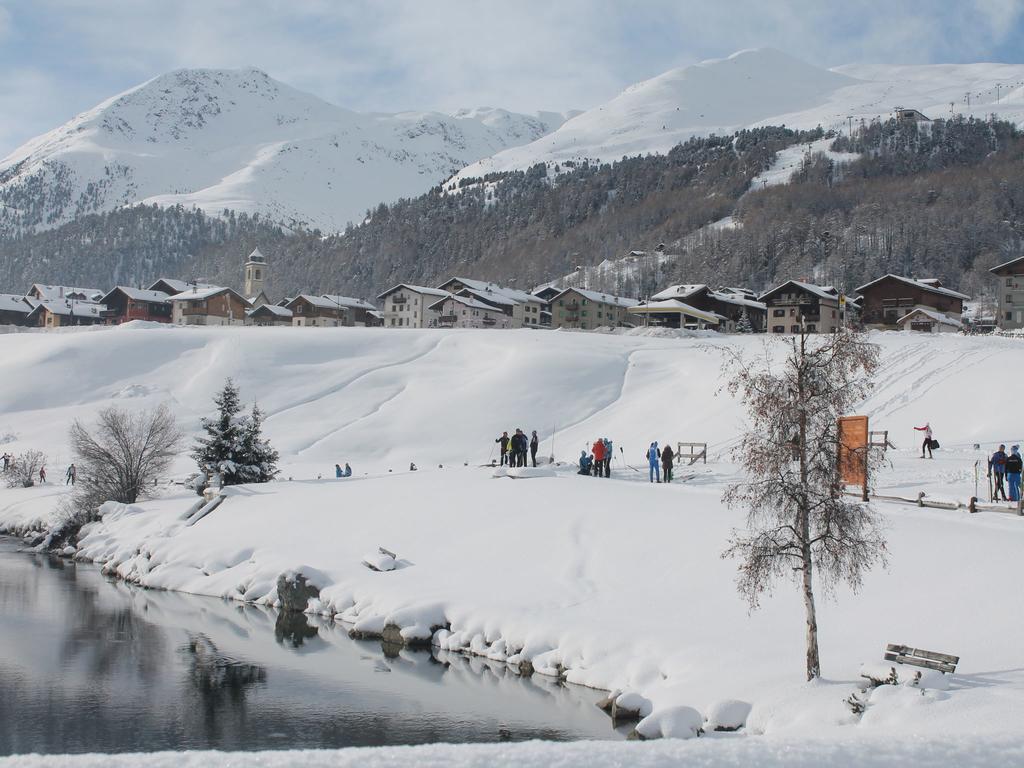 Contemporary Holiday Home In Livigno Italy Near Ski Area Exterior photo